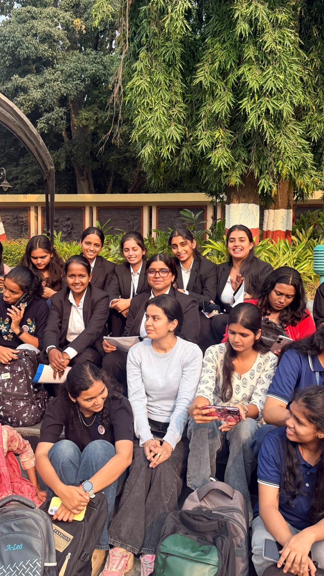Sarhad Law School NSS volunteers attended the two-day workshop “महात्मा जोतिराव फुले आणि आजची तरुणाई” at Savitribai Phule Pune University on 24th & 25th October 2026.
